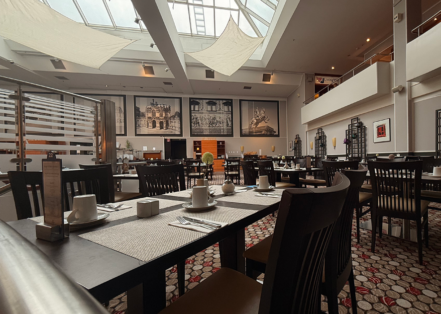 Sonntagsbrunch im Atrium